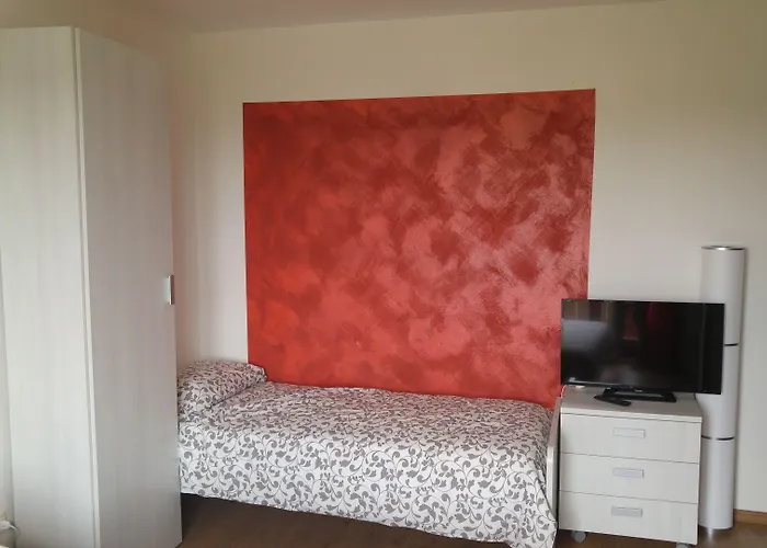 ゲストハウス Dal Rosso 4*